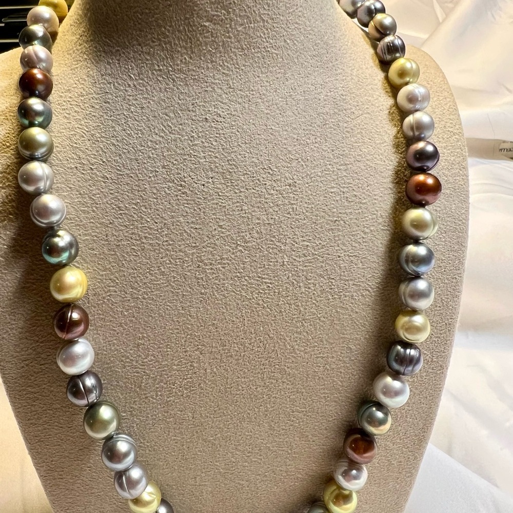 Multicolor Cultured Pearl Jewelry Set by Honora Collection. Read the description - Picture 4 of 16
